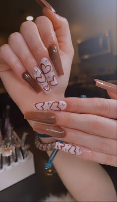 Nail Ideas Chicana, Brown Chicana Nails, Chicana Nails Designs, Nails Chicana, Chicana Nails Acrylic, Bestie Nails Ideas, Chola Nails Designs, Chola Nails Acrylic, Red And White Nail Ideas