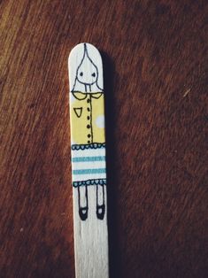 Stick Dolls, Popsicle Stick Crafts For Kids, Popsicle Stick Crafts, Popsicle Stick, Popsicle Sticks, Hacks Diy, Craft Stick Crafts, Glasses Case, Popsicles