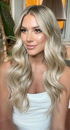 Hair Style Blonde Wedding Hair Down With Veil, Platinum Blonde Bridal Hair, Wedding Hair Hollywood Waves Blonde, Silver Hair, Black Hair, Hair Inspo, Cute Hairstyles, Short Hair Styles