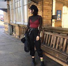 Edgy Work Outfits, Magical Makeup, Diy Vetement, Iced Latte, Goth Outfits, Edgy Outfits