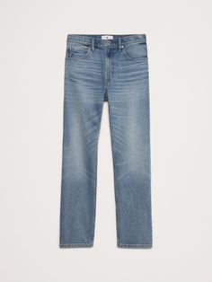 These vintage-inspired jeans are cut from a 13. 25oz-denim we love for its all-season weight and its ability to achieve rich, dimensional washes.  Plus, we love that they have just a touch of stretch to keep you comfortable all day.  Authentic Straight Fit: More relaxed than our Straight fit.  Mid-rise.  Straight fit though hip, thigh, and leg.  17" leg opening.  Organic: Made with 94% certified, organically grown cotton that's easier on the earth.  Zip fly with button closure.  Belt loops.  Fiv Classic Washed Blue Rigid Denim Flare Jeans, Classic Flare Jeans In Medium Wash Recycled Denim, Classic Washed Blue Flare Jeans, Classic Relaxed Fit Washed Blue Jeans, Classic Rigid Denim Flare Jeans For Everyday, Classic Flare Jeans In Rigid Denim For Everyday, Classic Flare Jeans With Five Pockets In Recycled Denim, Classic Flare Jeans In Recycled Denim With Five Pockets, Classic Denim Blue Cropped Jeans