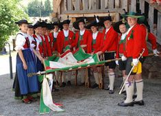 FolkCostume&Embroidery: Costumes of Tyrol