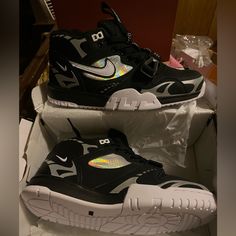 Nike Cross Trainers Size 8.5 Nike Cross, Cross Trainer, Shoes Nike, Nike Black, Men's Nike, Black Nikes, Nike Men, Nike Shoes, Men's Shoes