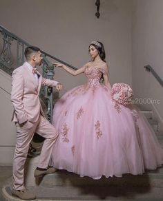 Quince Chambelanes Outfits, Chambelanes Outfits Quinceanera, Pink Quince Theme, Chambelanes Outfits, Quince Pictures, Xv Dresses, Mexican Quinceanera Dresses