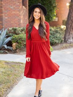 Introducing the stunning Isla Dress - the ultimate must-have for your fall/winter wardrobe! This dress effortlessly combines style and comfort, making it the perfect choice for any occasion. Size: Small 0-4 Medium 6-8 Large 10-12 XL 12-14 Casual Solid Color Fall Dresses, Modest Solid Dresses For Fall, Red Midi Dress For Work In Fall, Knee-length Dress In Solid Color For Fall, Knee-length Solid Dresses For Fall, Knee-length Dress For Fall, Knee-length Solid Color Fall Dress, Solid Color Knee-length Dress For Fall, Solid Color Knee-length Fall Dress