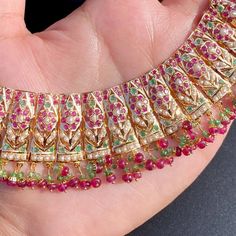 amritsar jadau jewelry Luxury Ruby Kundan Necklace For Festivals, Luxury Multicolor 22k Gold Kundan Necklace, Jadau Choker, 22k Gold Jewelry Necklaces, Jadau Jewellery, 22k Gold Jewelry, Chandbali Earrings, Pearl Necklace Set, Gold Jewelry Necklace