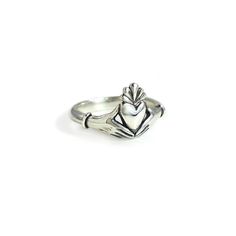 Claddagh Ring Feminine Hands, Single Bracelet, Lily Wedding, Delicate Feminine, Claddagh Ring, Claddagh Rings, Wrist Wear, For My Friend, Cat Necklace