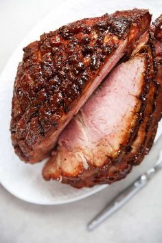 Maple Glazed Baked Ham - Lexi's Clean Kitchen Glaze Ham, Maple Glazed Ham Recipes, Vegetable Quiche Recipes, Maple Glazed Ham, Healthy Easter Recipes, Ham Recipes Baked, Paleo Pork, Xmas Baking