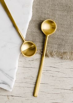 Small brass spoons. Spoons Photography, Wax Seal Spoon, Copper Spoon, Thrifting Aesthetic, Tiny Spoon, Ceramic Berry Bowl, Golden Spoon, Brass Spoon, Tiny Spoons