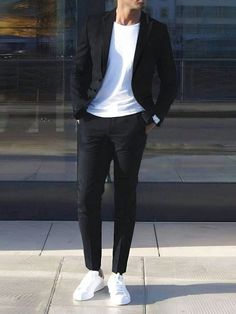 fashion#outfit# best outfit#Amaizing#Hilarious#trending fashion#trendingoutfit#bestfashion#beauty#foryou#following# Men’s Suit With T Shirt, Blazer With T Shirt Men, Suit With T Shirt, Insta Image, Stylish Mens Suits, Blazer Outfits Men, Mens Business Casual Outfits, Suits Men Business