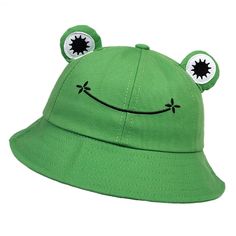 You will find that this baseball cap is a high quality, stylish cap made with high quality materials and is designed to be stylish and comfortable. Do you wanahavit? Frog Bucket Hat, Kawaii Hat, Bob Chapeau, Kids Bucket Hat, Bucket Hat Women, Sun Protection Hat, Boy Hat, Cute Frogs, Casual Hat