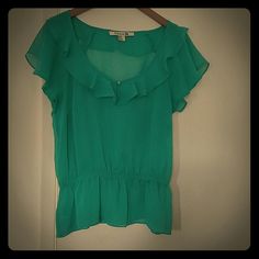 Forever 21 Real/ Aqua Green Sheer Top With Fringe Colar And Flair Sleeve With Elastic To The Hemline, Very Sexy And Admirable Top. Nwot Never Worn. Perfect For A Night Out Or Can Be Use For Dressing Up For A Casual Ocassion. Size M But Fit More Like A Mp Or Small. Forever 21 Stretch Summer Tops, Chic Summer Blouse From Forever 21, Flowy Green Top For Summer, Forever 21 Summer Top For Party, Chic Summer Blouse By Forever 21, Fitted Casual Blouse By Forever 21, Forever 21 Summer Stretch Tops, Forever 21 Green Tops For Spring, Forever 21 Summer Party Blouse