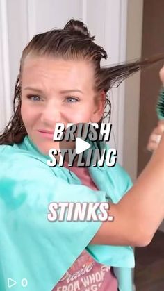 Courtney - Wavy Curly Hair Expert on Instagram: "Let’s be real: brush styling is basically a workout you didn’t sign up for. 💪😩 No one tells you it’s awful—your shoulders are on fire, you’re hitting weird angles in the back, and you’re basically drenched in wet hair by the end. Honestly, I’m not here for that! 😂 (Okay, maybe not all curly hair influencers are hiding this truth… but still!)  Here’s my super quick, no-nonsense brush styling routine that skips the sectioning, saves your shoulders, and keeps the wet hair drippage to a minimum. 🙌✨ Bonus: it gives me better volume, definition, and curls without all the drama! 💁‍♀️  Try it out and thank me later. 😉 #BrushStylingHack #CurlyHairTruth #WavyHair #CurlyHairRoutine" Natural Wavy Hair, Wavy Curly Hair, Curly Hair Routine, Thank Me Later, Be Real, The Drama, A Workout, Wet Hair, On Fire