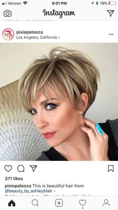 Hair Style For 60 Year Old Women Over 40, Hair Shapes, Blond Highlights, 60 Hair, Short Hairstyle Women, Longer Pixie Haircut, 60 Hairstyles, Tapered Hair, Best Short Haircuts