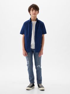 Low stretch denim jeans.  Button at center Kids 80s Outfit Ideas, 80s Outfit Ideas, Teen Boy Fashion, Teen Boy Outfits, Jeans Button, Gap Kids, Kids Clothes Boys, Boys Jeans, Denim Details