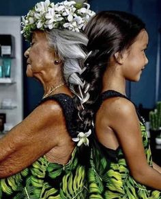 Hawaiian Woman, Polynesian Art, Hawaiian Art, Photographie Portrait Inspiration, Hawaiian Culture, Polynesian Culture, Vintage Hawaii, Island Art, Island Girl