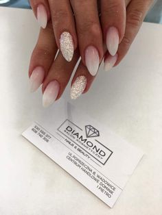 Wedding Nails 2024 Trends, Hen Do Nails, Engagement Party Nails, Baby Boomers Nails, Manicure Nail Designs, Hippie Nails, Party Nails, Sparkle Nails, Shellac Nails