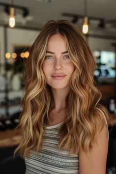 Honey Balayage Hair, Brunette Roots, Honey Balayage, Blonde Ends, Balayage Hair Color Ideas, Warm Brunette, Ashy Blonde, Rich Brunette, Balayage Hair Color