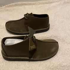 Brand New Clarks Original Desert Trek Olive Combination Size 9 M Clarks Desert Trek Men Outfit, Desert Clarks, Clarks Desert Boot Women, Desert Boots Clarks, Clark’s Desert Boots, Men's Clarks, Clarks Shoes, Clarks Originals, Slip Ons