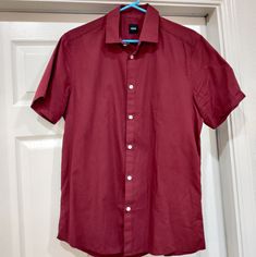 Burgandy Maroon Bordeaux Short Sleeve Smart Button Down Shirt Like New, Size Medium Red Slim Fit Shirt With Button Closure, Red Slim Fit Shirt, Red Slim Fit Button-up Shirt, Red Slim Fit Button-up Tops, Red Collared Slim Fit Shirt, Red Slim Fit Collared Top, Red Tops With Button Closure And Spread Collar, Red Button-up Top For Business Casual, Red Cotton Tops For Business Casual