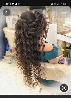 Arabic Hairstyles, Party Hairstyles For Long Hair, Gown Accessories, Elegant Wedding Hair, Open Hairstyles, Industrial Piercing, Awesome Hair, Hair Up Styles