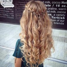 31 Half Up, Half Down Prom Hairstyles Graduation Hair, Braided Half Updo, Curly Prom Hair, Hair 2016, Messy Curls, Medium Curly, Prom Hairstyles For Long Hair, Half Updo, Prom Hairstyles