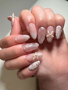 Sea Nails Designs The Beach, Seaglass Nails, Sea Nails Designs, Summer Nails Sea, Basic Summer Nails, Sea Shell Nails, Beach Manicure