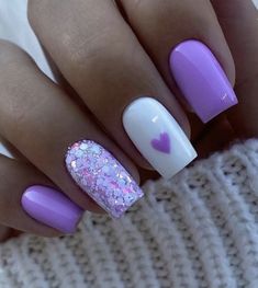 Purple Nail Shades, Ongles Violet Pastel, Letnji Nokti, Dusty Purple Nails, Lila Nail Art, Bright Purple Nails, Lavender Nails With Design, Pretty Purple Nails, Purple And Silver Nails