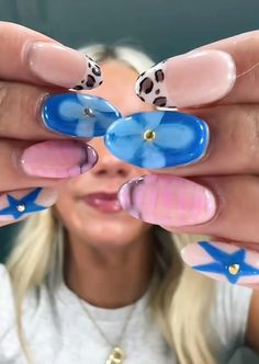 Blue Nails Flower, Nails Cheetah Print, Nails Cheetah, Winter Nail Art Designs, Teen Nails, Cheetah Print Nails, Nails Flower, Cheetah Nails, Hello Nails