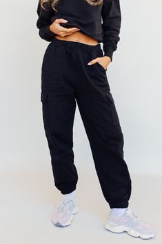 Introducing our exclusive limited-edition women's oversized cargo sweatpants. Crafted from high-quality materials, these sets redefine comfort and style. Available in sizes XS to 2X, find your perfect fit with regular or tall lengths for the bottoms. Embrace the freedom of movement and comfy chic with our meticulously designed, oversized fits. Elevate your loungewear game. Shop now before they're gone. -High rise -Heavyweight fleece fabric -Oversized silhouette -Elastic waistband -Interior draws Cargo Sweatpants, Sweatpants Black, Comfy Chic, Oversized Silhouette, Freedom Of Movement, It Girl, The Freedom, Fleece Fabric, Oversized Fits