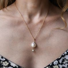 Baroque Pearl Pendant, Natural Objects, Belcher Chain, April Birthstone Jewelry, March Birthstone Jewelry, Forever Jewelry, Professional Jewelry, Zodiac Jewelry, Pearl Jewellery Earrings