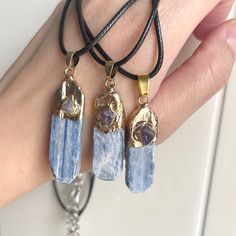 Kyanite Necklace, Handmade Crystal Necklace, Hippy Gifts, Necklace Minimalist, Blue Kyanite, Necklace Crystal, Jewelry Unique, Keep Jewelry, Minimalist Necklace