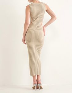 Level up your wardrobe with this killer ribbed knit dress! It's the perfect combo of simple and sassy, with a comfortable ribbed knit fabric and daring waist cut out to show off your curves. Wear it day or night and have all eyes on you! 100% Viscose Check our size chart here! It Day, Knit Maxi Dress, Ribbed Dress, Ribbed Knit Dress, Khaki Dress, Ribbed Dresses, Maxi Knit Dress, Dream Clothes, Winter Looks