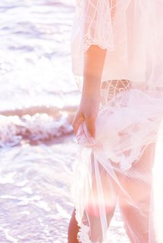 Walking Along The Beach, Raindrops And Roses, Walking On The Beach, Beach Pink, Pink Summer, Summer Breeze, Summer Colors, Girly Girl