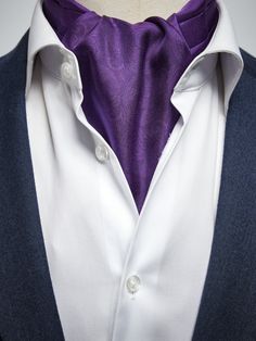 Men’s cravats – double pointed plain ascot in 100% silk.
Things are often today more casual, and an ascot tie is a great way to not look sloppy but elegant. In terms of patterns and strong colors, you can go bold because it’s a more casual accessory and of course, you always want to try to match the ascot with your outfit. So, an ascot should match the rest of your outfit in terms of its color and style, but it does not need to be the exact same color as the rest of the ensemble. If you wear a s Classic Purple Neckwear For Formal Occasions, Elegant Purple Neckwear For Black Tie Event, Ascot Ties, Casual Accessories, Linnet, Strong Colors, Paisley, Silk, Purple