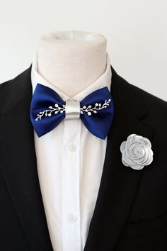 Blue Satin Bow Tie For Weddings, Dapper Bow With Butterfly Knot For Wedding, Dapper Butterfly Knot Bow For Wedding, Elegant Blue Bow For Wedding, Elegant Silver Bow Tie For Formal Occasions, Blue Bow With Butterfly Knot For Wedding, Elegant Silver Bow Tie For Gift, Elegant Silver Formal Bow Tie, Blue Wedding Bow With Butterfly Knot