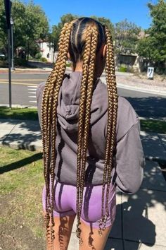 Discover 18 stunning Jayda Wayda braids hairstyles that will elevate your look effortlessly. Explore these captivating styles for inspiration and be sure to click for more breathtaking ideas, and don't forget to follow us for endless hair inspiration! Braids From The Back, Jada Wayda Braids, Jada Wayda