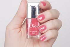 Dior vernis Ultradior 765 / Dior Addict Ultra-Gloss Spring 2016 Collection Light Summer Nails, Dior Addict Ultra Gloss, Dior Addict, Beauty Inspo, Light Summer, Summer Nails, Travel Bag, Dior, Nail Designs