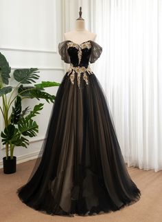 A Line Prom Dress, Long Formal Dress, Black Prom Dress, Prom Dress Inspiration, Black Prom, Prom Dress Shopping, Pretty Prom Dresses, A Line Prom Dresses, Fairytale Dress