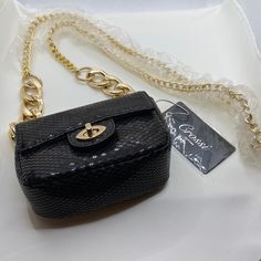 Brand New! Elegant And Sophisticated Purse. Final Sale. Elegant Black Bag For Going Out, Trendy Black Bag For Going Out, Elegant Black Bags For Day Out, Elegant Black Bag For Day Out, Crossbody Clutch Purse, Michael Kors Mercer, Leather Company, Rebecca Minkoff Bag, Brown Purses