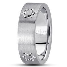 an men's wedding band with two star of david on it