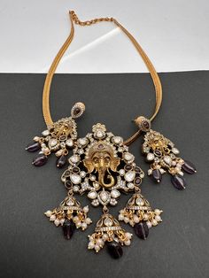 Ganesha Nakshi Color Stone Kundan Victorian Mehndi Finish Pendent Set - Purple Pendent Set Gold, Necklace For Neckline, Pendent Set, Beautiful Chokers, Temple Jewelry, Chandbali Earrings, South Indian Jewelry, Cubic Zirconia Necklace, Pakistani Jewelry