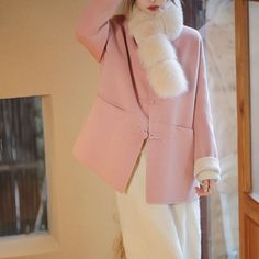 Розовое шерстяное пальто в китайском стиле Pink Cape Coat, Elegant Pink Long Coat, Pink Kawaii Cotton Outerwear, Luxury Pink Long Wool Coat, Elegant Luxury Pink Wool Coat, Free Size, Chinese Style, Elegant Woman, Pink Color