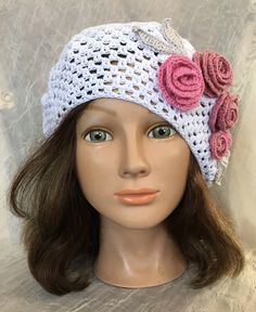 Ooak . Hand crochet summer beret. Will fit all sizes .Mannequin head size is 21 inches, I have 23 and it fits nice . Feel free to email me any questions. Thanks. Crochet Beret Hat, Custom Made Hats, Russian Hat, Crochet Beret, Fall Hats, Mannequin Head, Mannequin Heads, Wool Winter, Crochet Summer