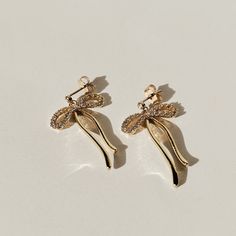 Truly Blessed Jewels - Cupid's Bow Earrings Snake Bones, Bow Earring, Cupid's Bow, Cupids Bow, Sofia Richie, Bow Necklace, Bow Earrings, Solid Gold Jewelry, Bow Design