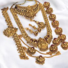 Beautiful Laxmi Design Bridal Wedding/High Quality Brass Premium Quality Jewellery Set For The Indian Bride Dulhan/gift for her Gold Bridal Accessories With Pallu For Wedding, Gold Sets For Traditional Ceremonies With Traditional Drape, Gold Kundan Lehenga For Traditional Ceremonies, Traditional Bridal Sets With Tilla For Marriage, Gold Bollywood Lehenga For Marriage, Bollywood Style Gold Lehenga For Marriage, Lehenga With Pallu For Marriage And Festivals, Festival Marriage Lehenga With Pallu, Festival Lehenga With Pallu For Marriage