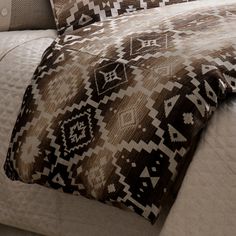 aztec duvet cover Aztec Comforter, Western Comforter Sets, Brown Duvet Covers, Cream Duvet, Lodge Bedding, Western Bedding, Montezuma, Brown Home Decor, Rustic Bedding