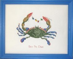 The Christmas Crab Cross Stitch Pattern Crab Cross Stitch, Cross Stitch Sea, Stitching Patterns, Xmas Cross Stitch, Cat Cross Stitch Pattern, Needlepoint Patterns, Decorating With Christmas Lights, Cross Stitch Christmas, Cross Stitch Ideas