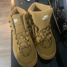 Never Worn. Nike High-top Waterproof Boots For Hiking, Nike Leather High-top Hiking Boots, Nike Lace-up Hiking Boots With Vibram Sole, Brown Ankle-high Platform Moto Boots, Nike Boots, Brown Ankle-high Moto Boots With Zipper Closure, Platform Sneaker, Winter Rain, Moto Boots