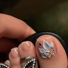 #nails #nailart #nailsofinstagram #naildesign #nailstagram #nailsonfleek #nailsoftheday #nailartideas #nailwothflowers #beachnail #cutenails Nail Glam, Acrylic Toe Nails, Acrylic Toes, Pretty Toe Nails, Cute Toe Nails, Black Nail, Toe Nail Designs